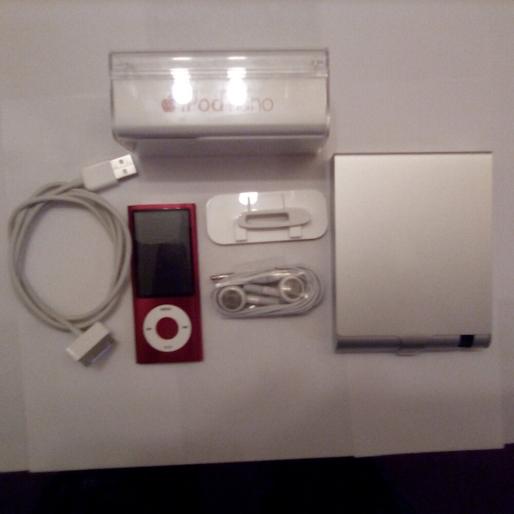 red iPod nano special addition